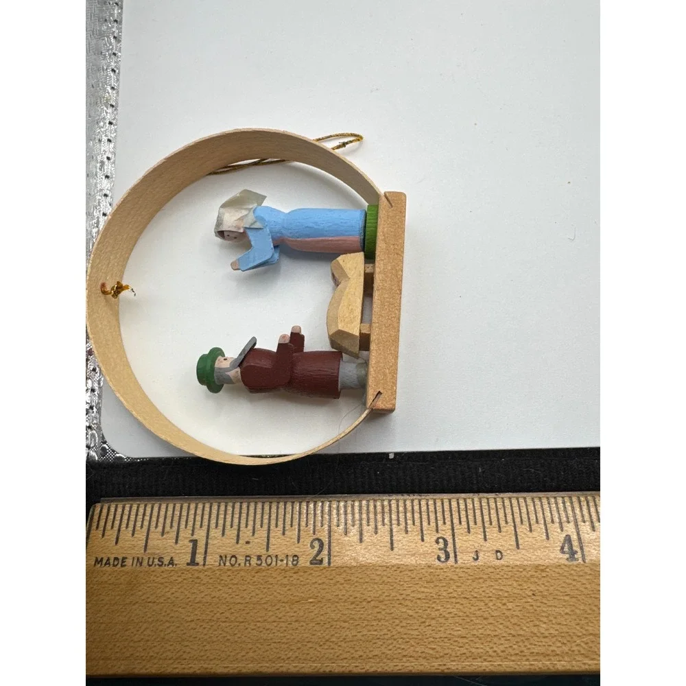 Vintage Miniature Wooden Nativity Hoop Ornament Hand Painted Folk Art 0188